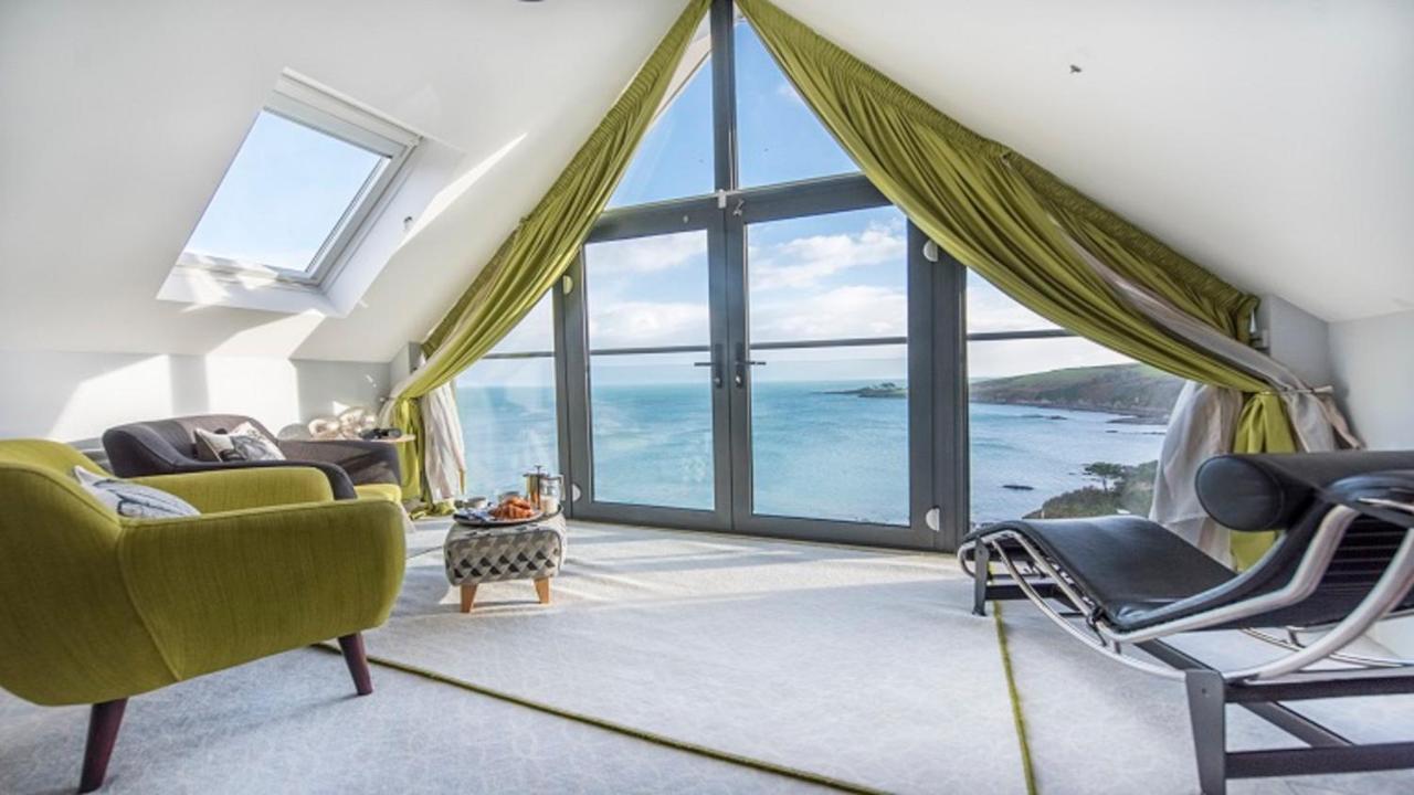 Pebble House Bed & Breakfast Мевагиси Екстериор снимка